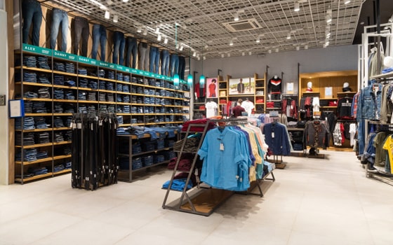 RETAIL